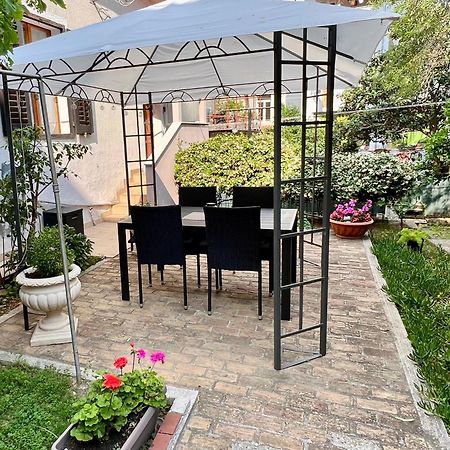 V&V Apartment PUY מראה חיצוני תמונה