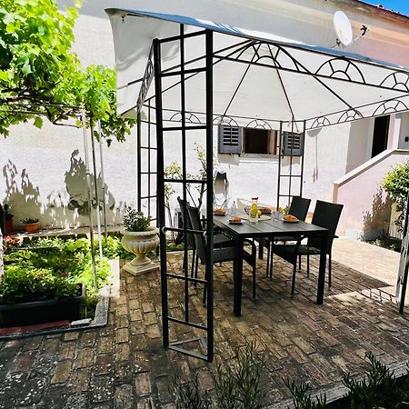 V&V Apartment PUY מראה חיצוני תמונה