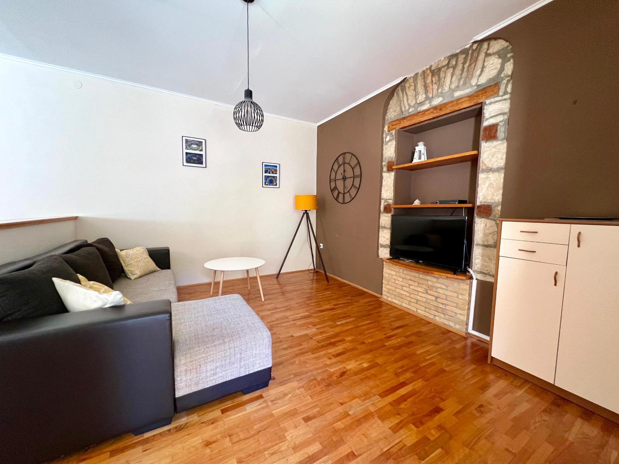 V&V Apartment PUY מראה חיצוני תמונה